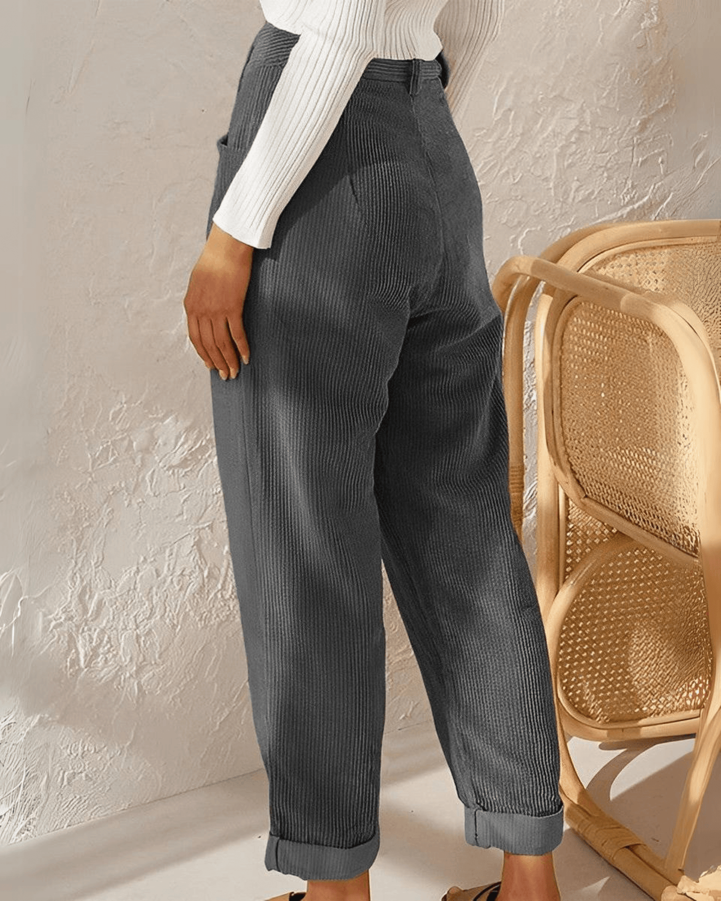 Indigo | Pantalons en velours côtelé pour femmes