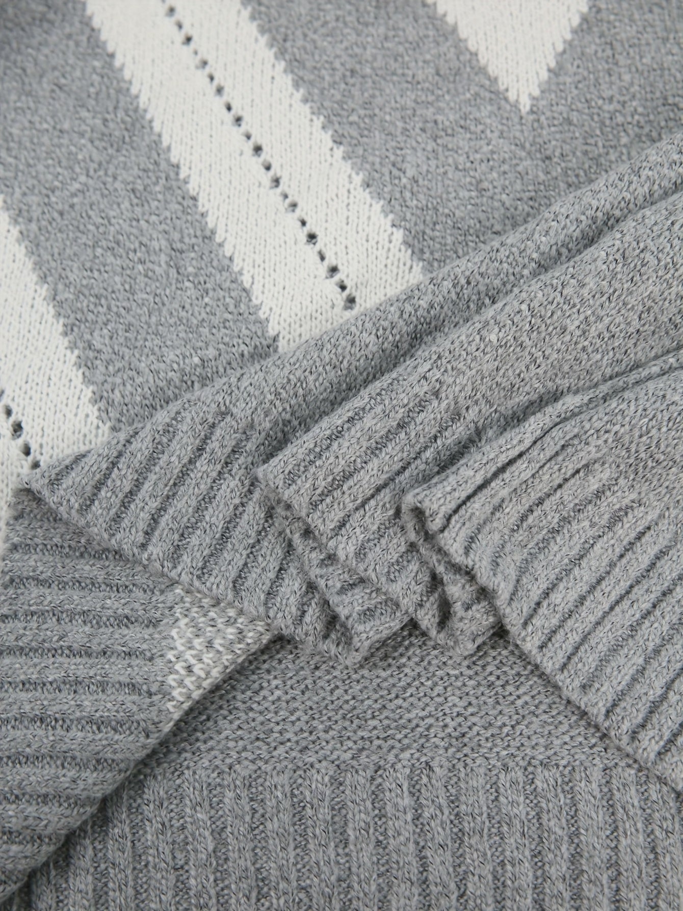 Mélodie-Claire | Tricot Femme Grande Taille | Col Roulé