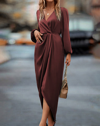 Sylvanae | Robe de Soirée Chic | Décolleté Plongeant