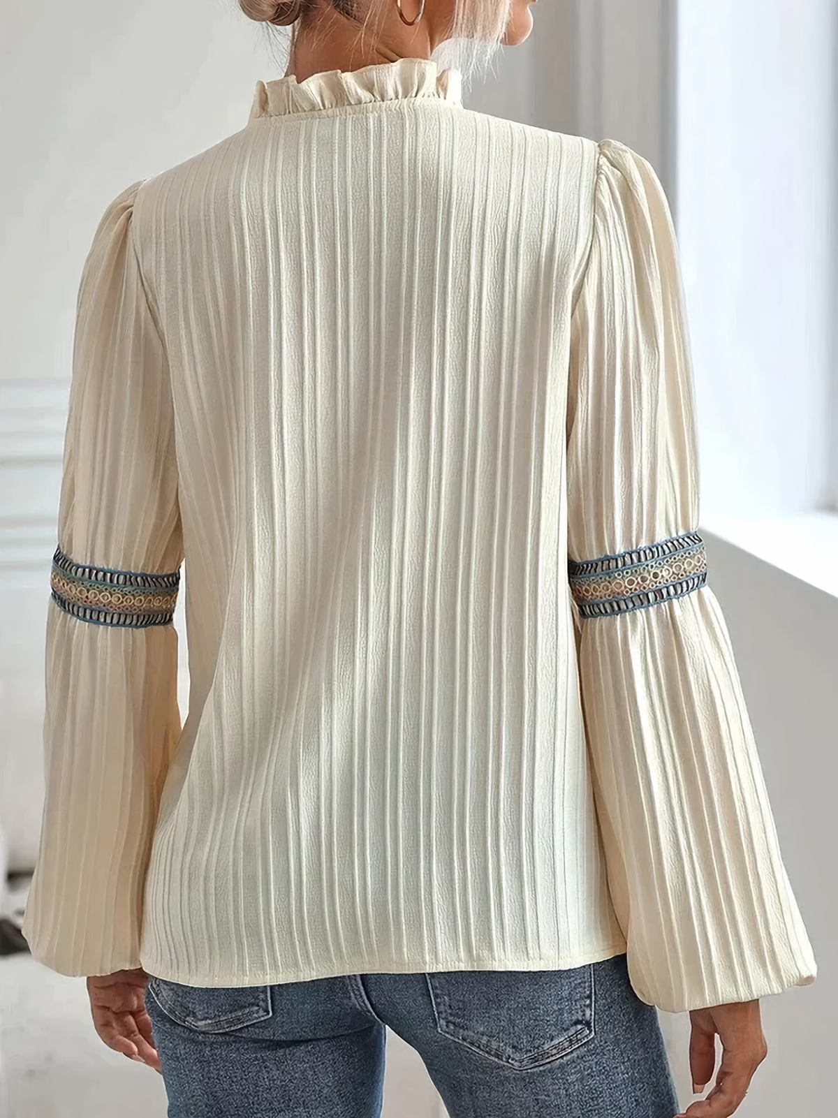 Florette | Blouse Femme À Col V Brodé | Longues