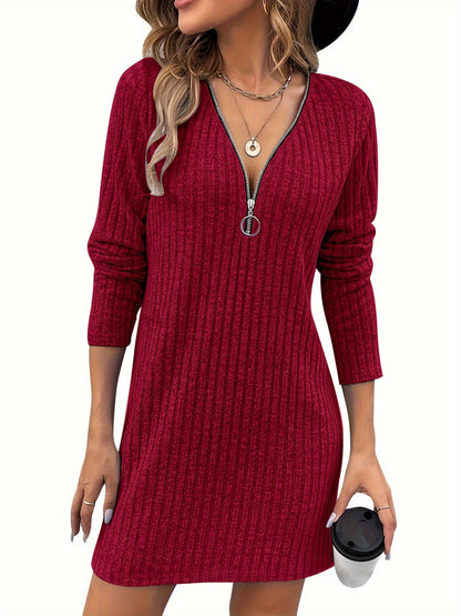 Inès | Sable | Robe Courte Rouge | Col en V | Maille